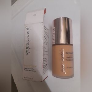 Jane Iredale Beyond Matte Liquid Foundation Shade M3